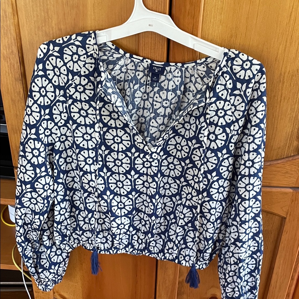 Roller rabbit for target women Navy and White Printed with Tassel Top sz medium
